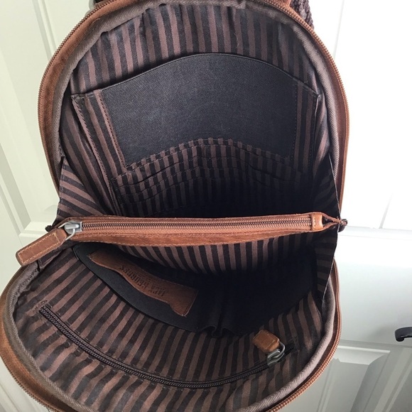 Jack Georges Leather Voyager 4 Way Backpack in Brown. - Picture 11 of 13
